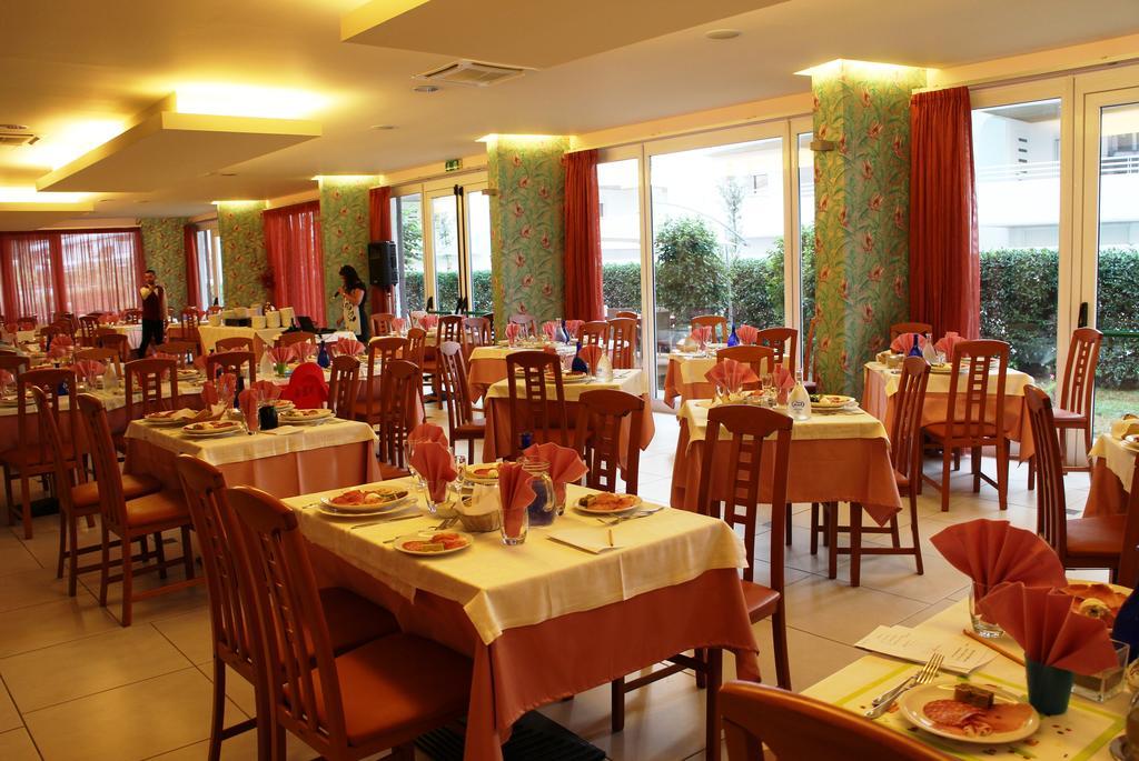 Hotel La Ninfea Montesilvano Marina Exteriér fotografie